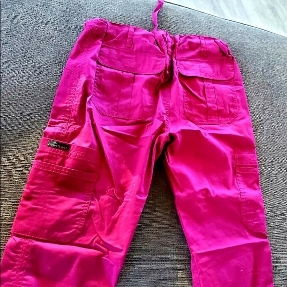 Set of fuchsia scrubs size S, long - Picture 5 of 5